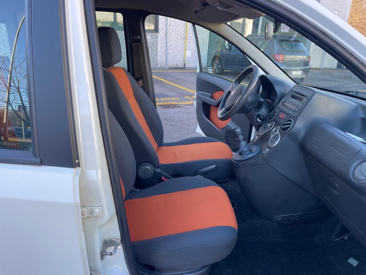 Fiat Panda 1.2 Emotion*Neopatentati*Cerchi*