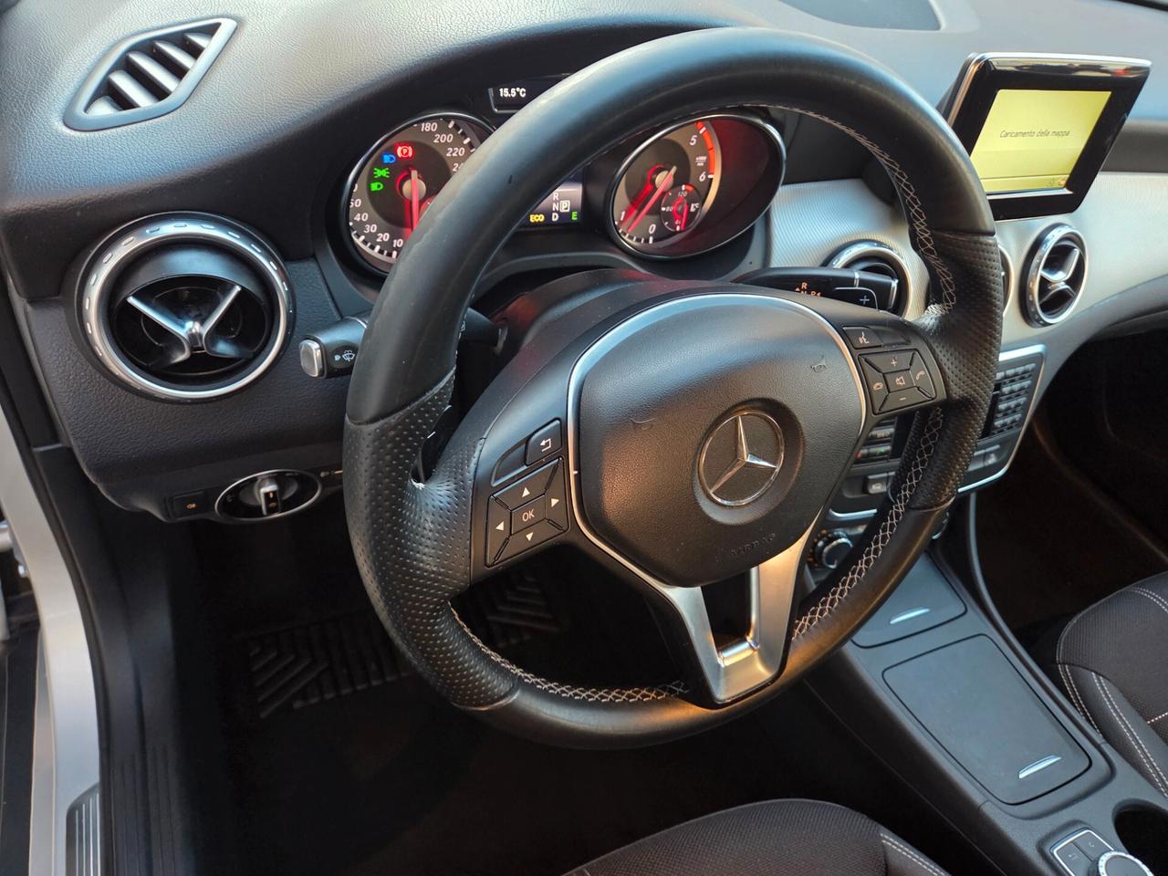 MERCEDES GLA 2.2 136 CV SOLI 100000 KM CERTIFICATI