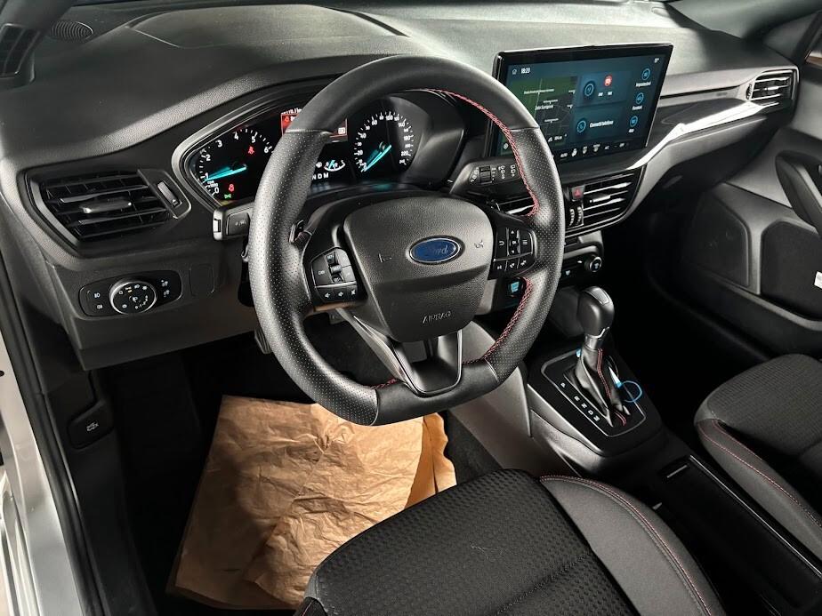 Ford Focus 1.0 EcoBoost Hybrid 125 CV Powershift SW ST-Line