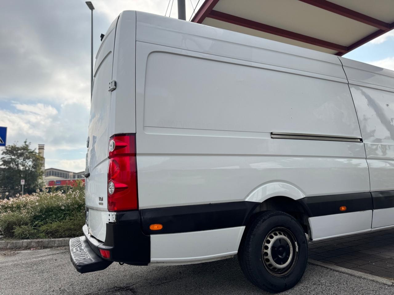 VOLKSWAGEN CRAFTER 2.5 TDI 109 CV – TETTO ALTO – PASSO LUNGO