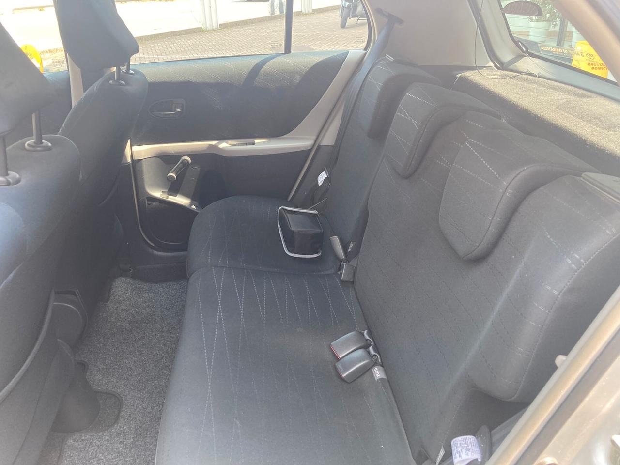 Toyota Yaris 1.3 5 porte M-MT Sol