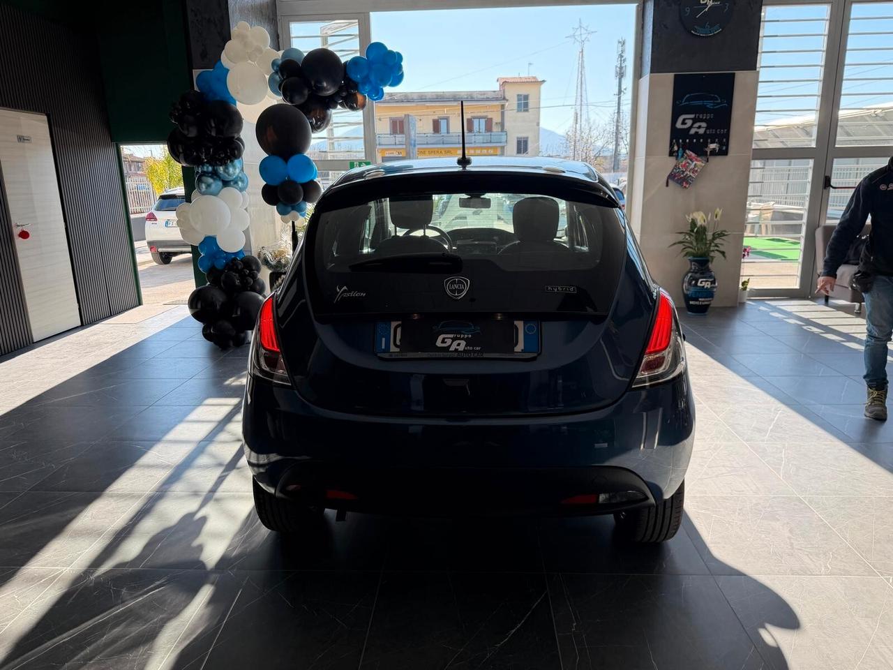 Lancia Ypsilon 1.0 FireFly 5 porte S&S Hybrid Gold