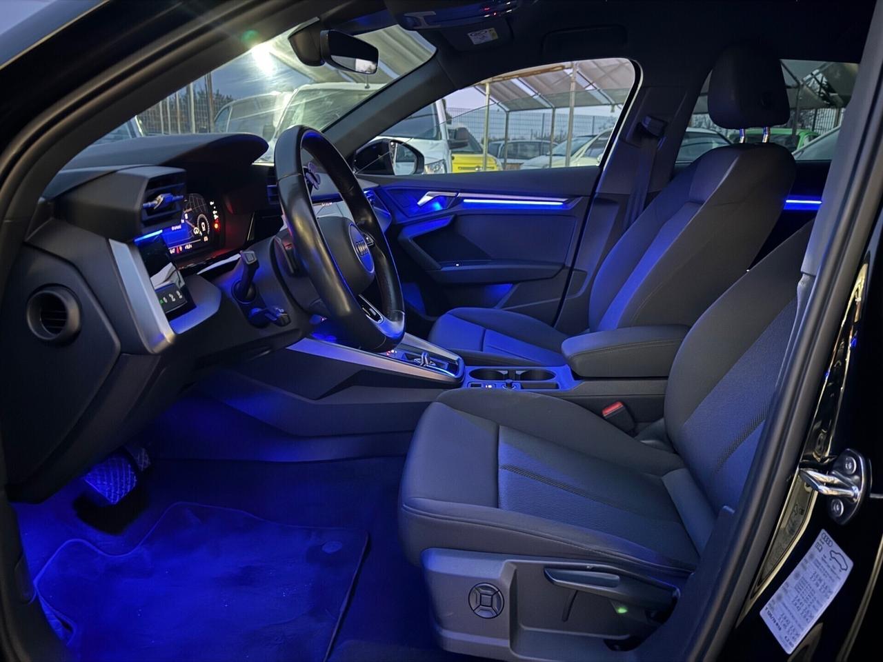 Audi A3 35 TDI Stronic Total Black led matrix