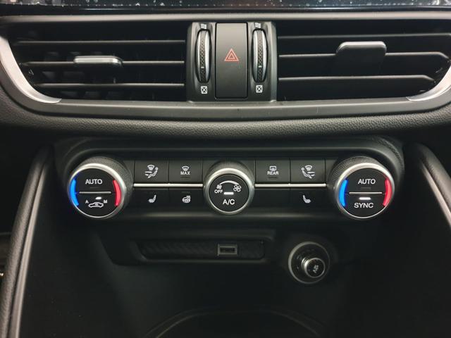 ALFA ROMEO Giulia 2.9 V6 Bi-Turbo AT8 Quadrifoglio