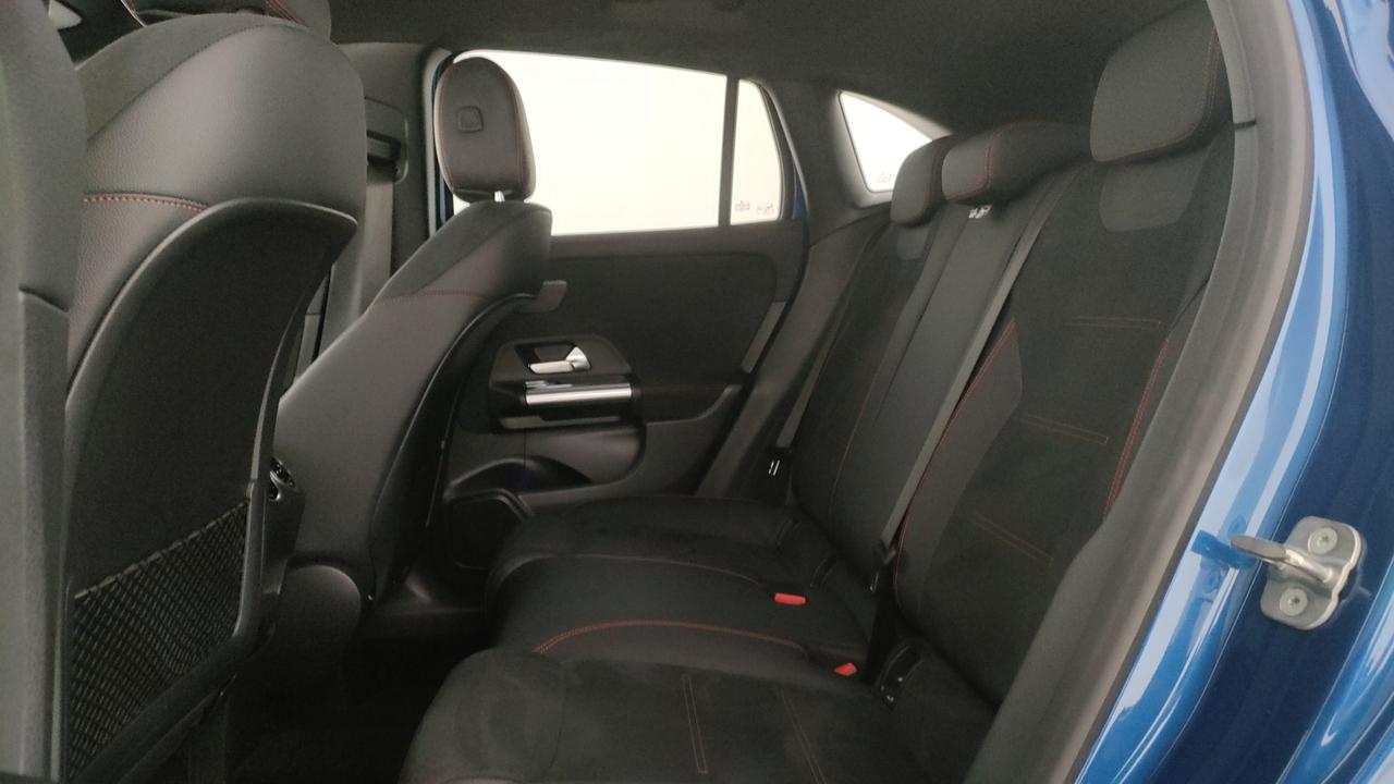 Mercedes-Benz GLA 200 d AMG Line Premium 4matic auto