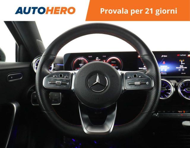 MERCEDES-BENZ A 180 d Automatic Premium