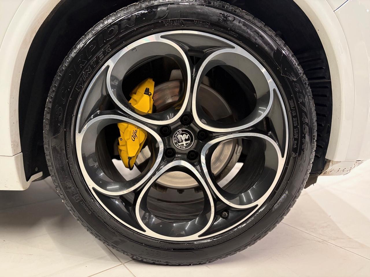 Alfa Romeo Stelvio 2.2 210 CV Q4 Veloce Full 2021