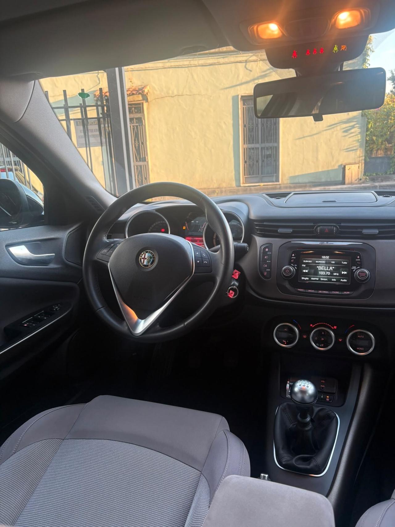 Alfa Romeo Giulietta 1.6 JTDm-2 105 CV Exclusive