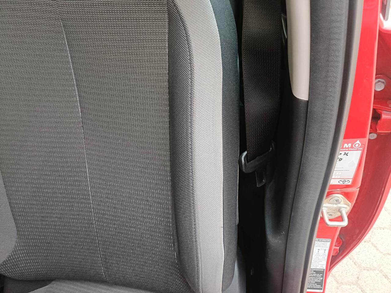 Toyota Aygo Connect 1.0 VVT-i 72 CV 5 porte x-play