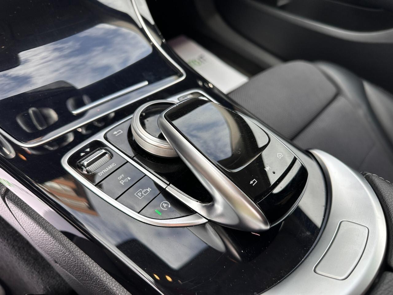 Mercedes C220 194cv Premium AMG Auto Led Matrix