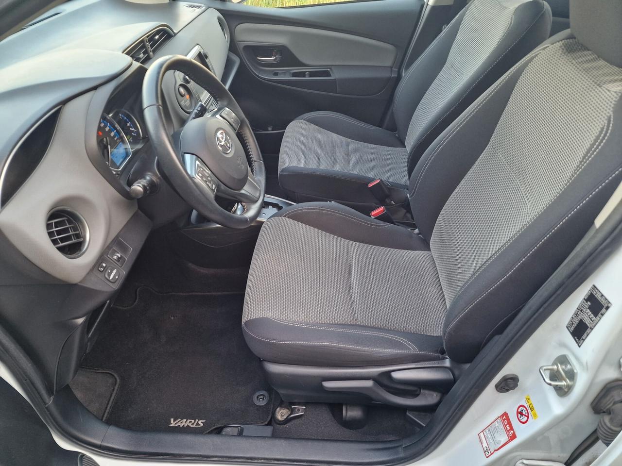 Toyota Yaris 1.5 Hybrid 5p