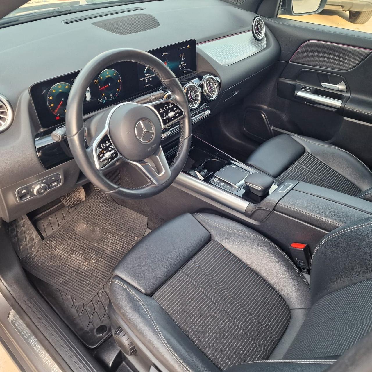 Mercedes-benz CLA 200 180 d Automatic Premium UNICO PROPRIETARIO
