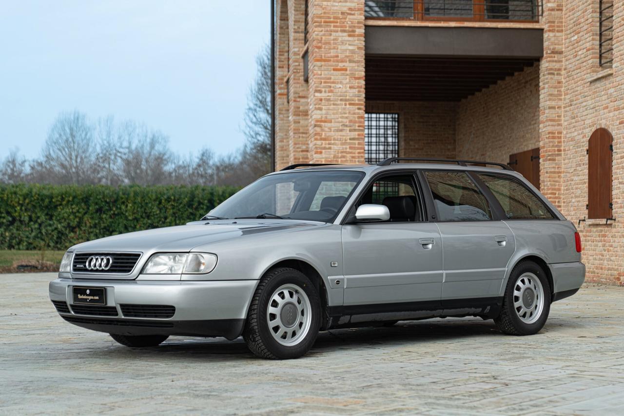 Audi A6 AVANT QUATTRO - RDS01731