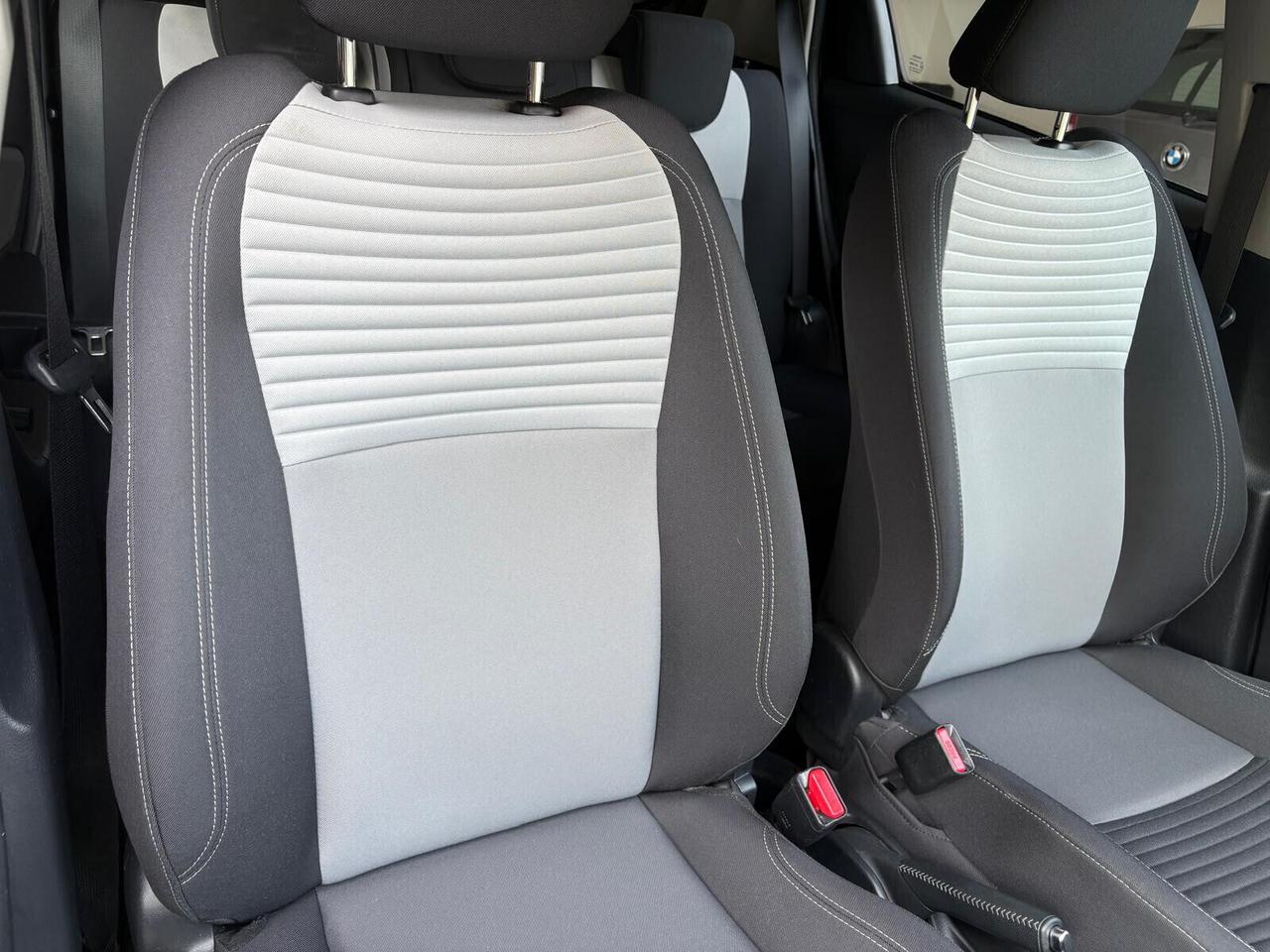 Toyota Yaris 1.5 Hybrid 5 porte Cool