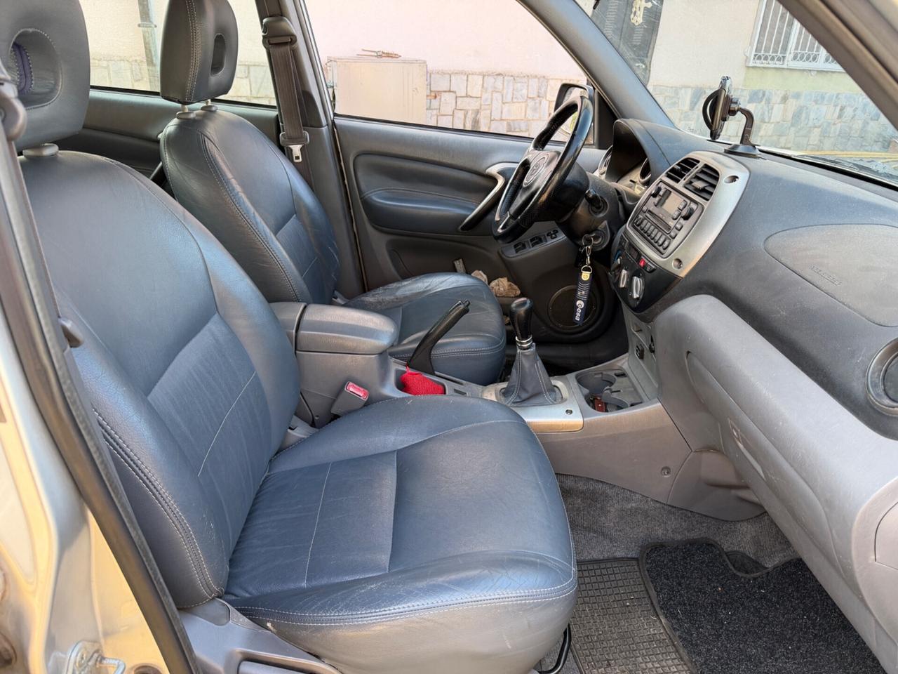 TOYOTA RAV4 2.0 16V BENZ-GPL 2032 4X4 UNI PROP