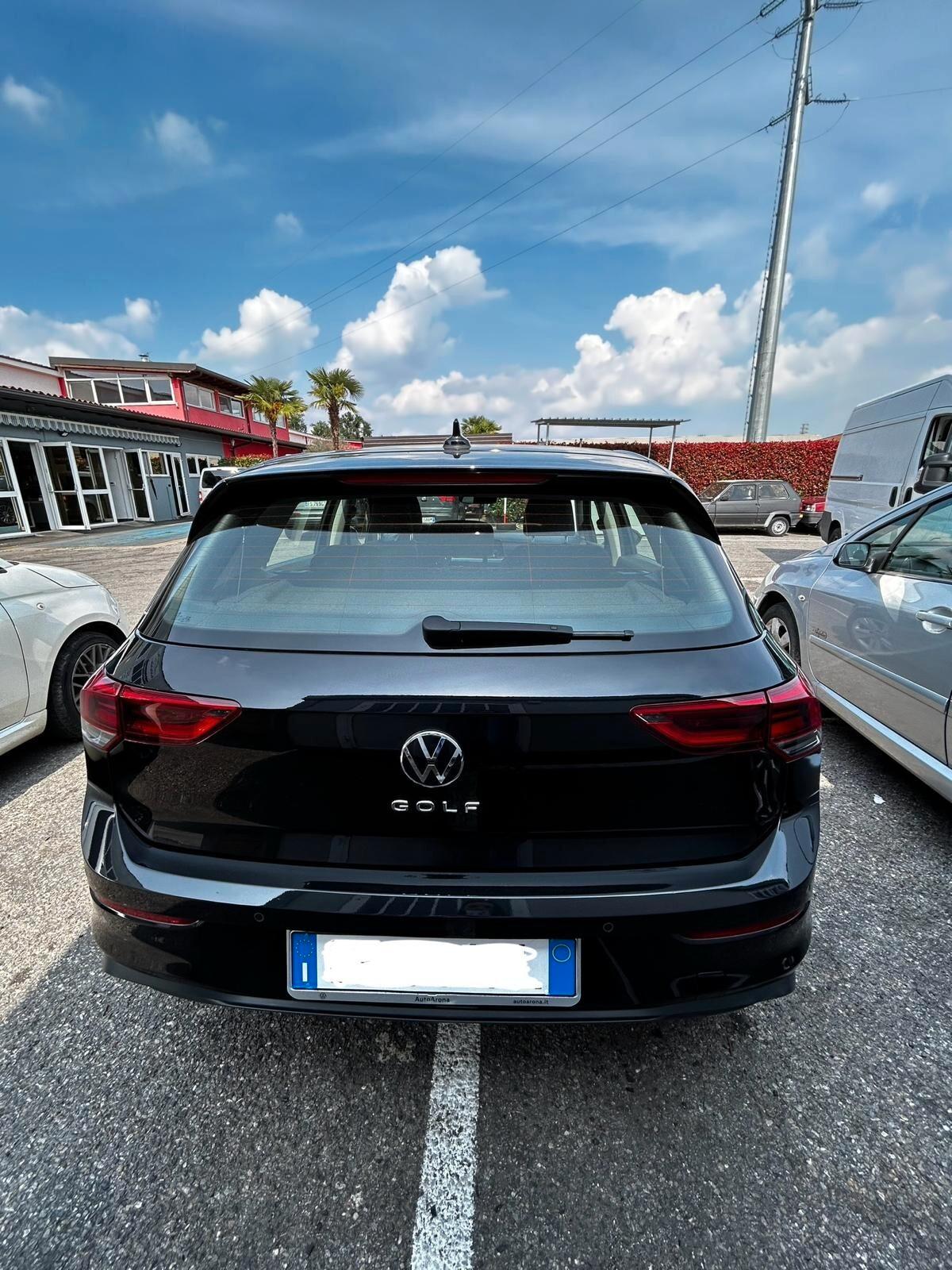 Volkswagen Golf 2.0 TDI SCR Life - 5 porte