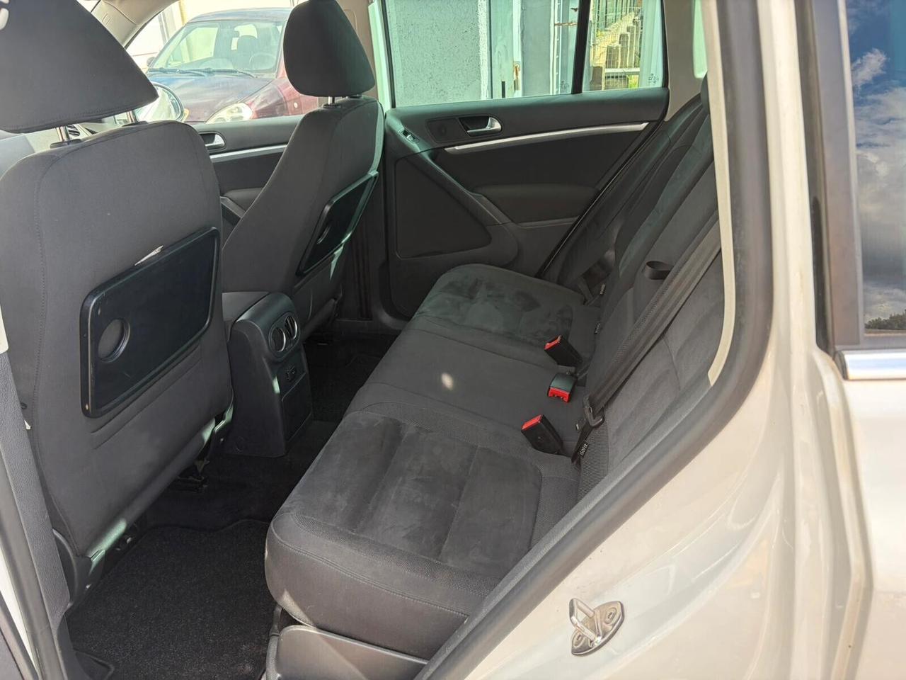 VOLKSWAGEN TIGUAN 4X4