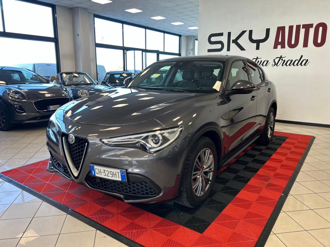 Alfa Romeo Stelvio 2.2 Turbodiesel 160 CV AT8 RWD Business