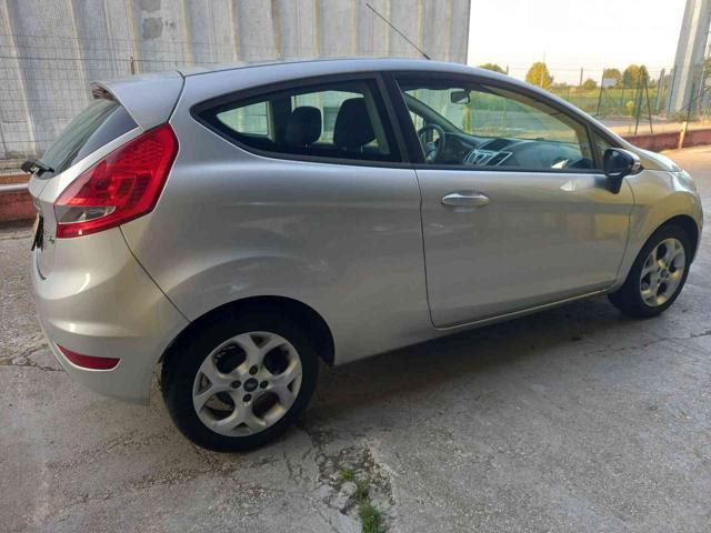 FORD Fiesta 1.2 16V 82CV 3p. Titanium ok neopatentati