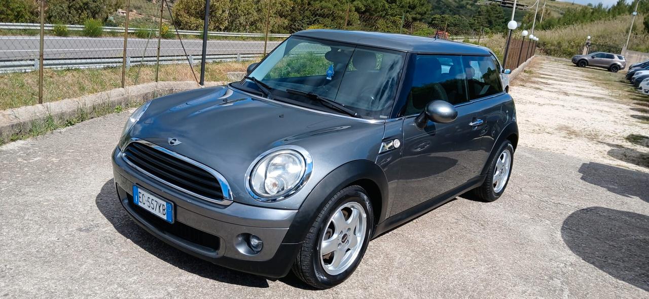 Mini One 1.4 16V Ray - 2010 Neopatentati