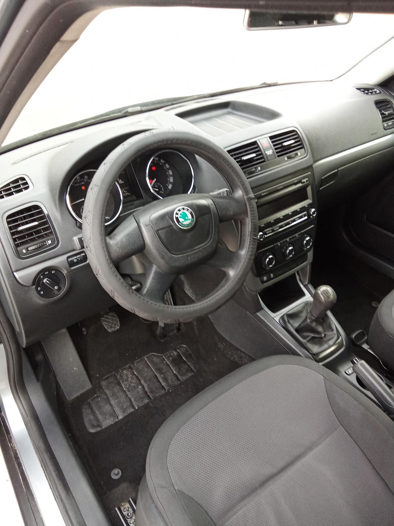 Skoda Yeti 1.6 TDI CR 105CV 012