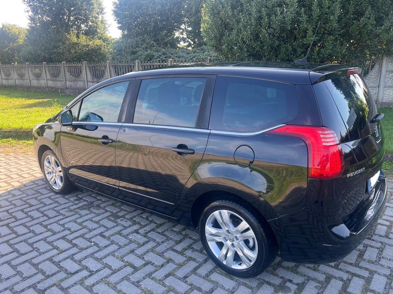 Peugeot 5008 1.6 VTi 120CV Tecno