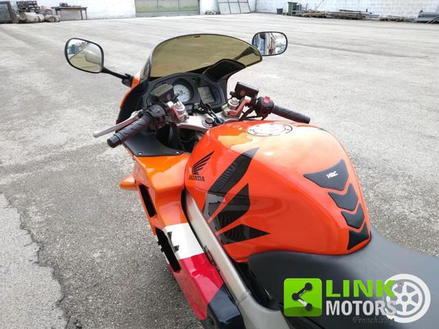 HONDA VFR 800 Repsol