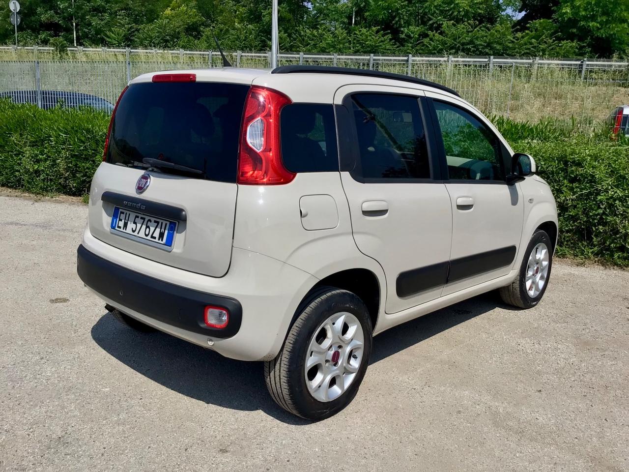 Fiat Panda 0.9 TwinAir Turbo Natural Power Lounge