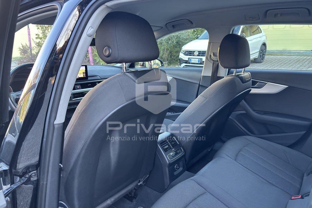 AUDI A4 Avant 2.0 TDI 150 CV ultra S tronic Sport