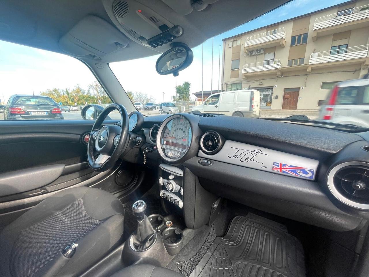 Mini 1.4 16V One Chili