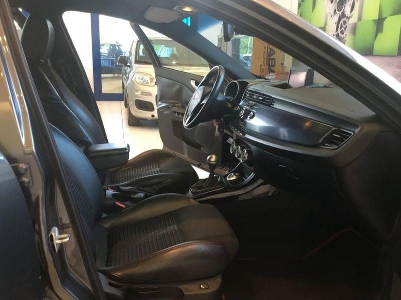Alfa Romeo Giulietta Giulietta 1.4 t. m.air Distinctive 170cv