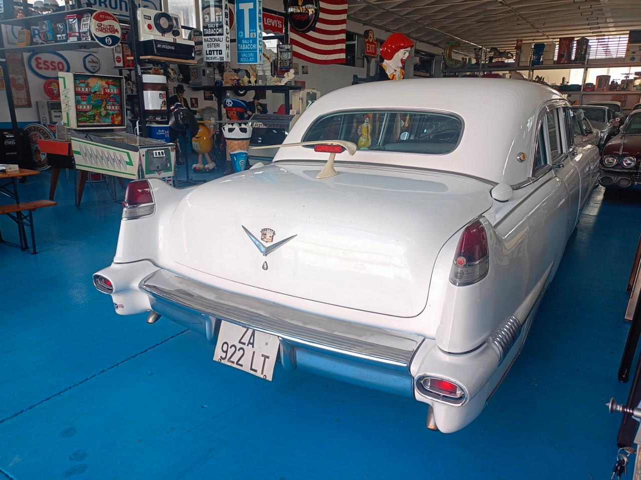 Cadillac Fleetwood 75 LIMOUSINE