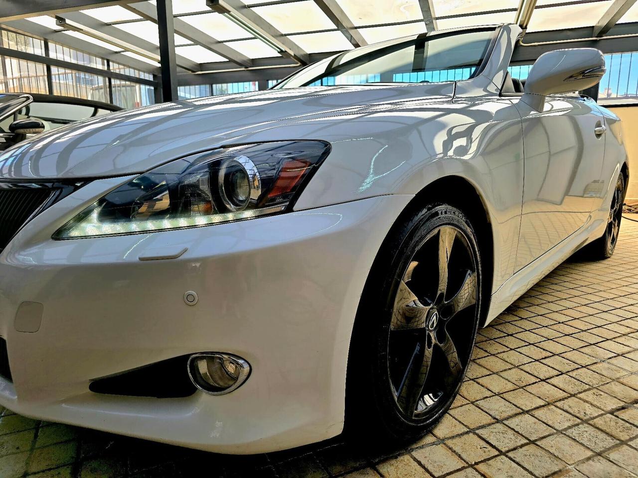LEXUS IS 250 F-SPORT CABRIO/COUPE 208cv