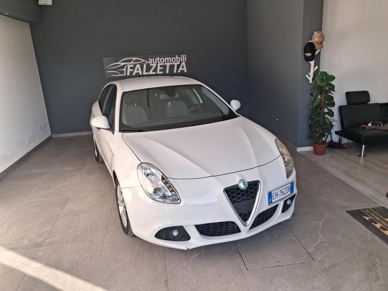 Alfa Romeo Giulietta 1.6 JTDm-2 105 CV Distinctive