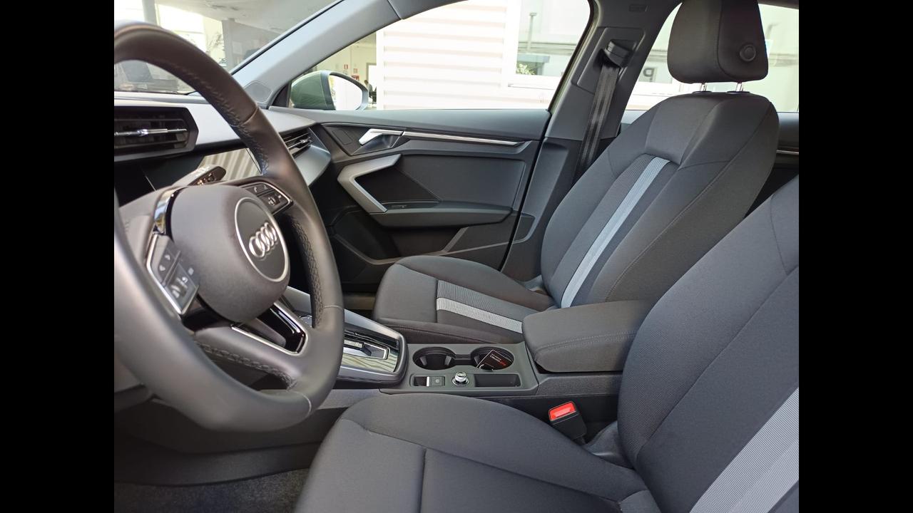 Audi Audi A3 allstreet Business Advanced 35 TDI 110(150) kW(CV) S tronic