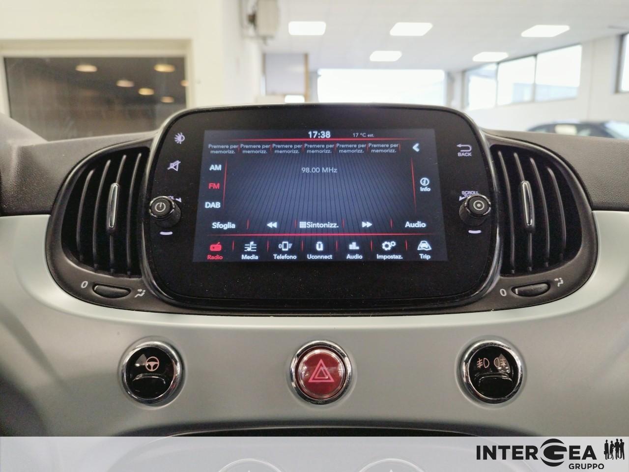 FIAT 500C 1.0 hybrid Dolcevita 70cv