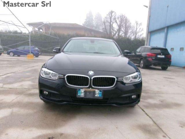 BMW 318 d 150cv Berlina Business Advantage auto - FM528BJ