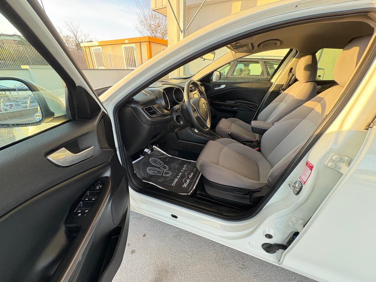 Alfa Romeo Giulietta 1.6 JTDm-2 105 CV Exclusive