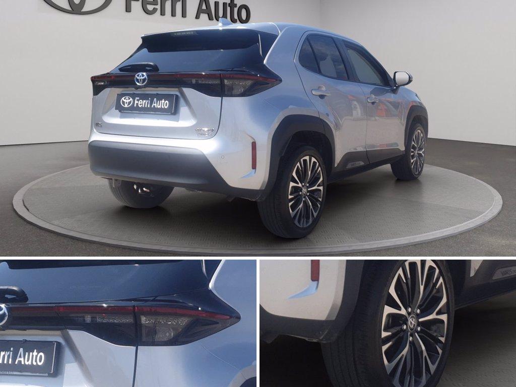 TOYOTA Yaris cross 1.5h lounge awd-i 116cv e-cvt del 2022