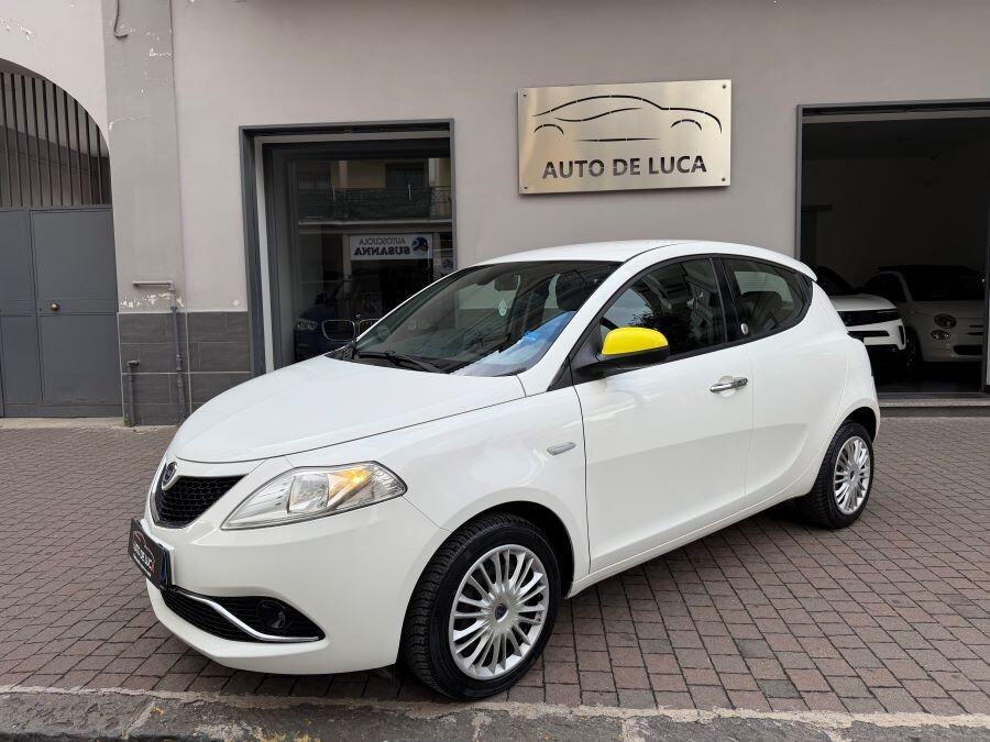 lancia ypsilon 1.2 gpl certificata uniproprietario