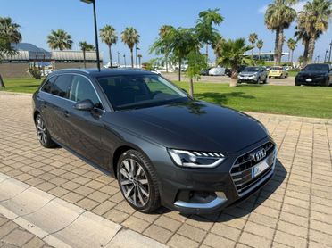 Audi A4 Avant 35 TDI/163 CV - MATRIX - COCKPIT