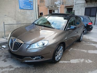 Lancia Delta 2.0 MJT DPF Platinum