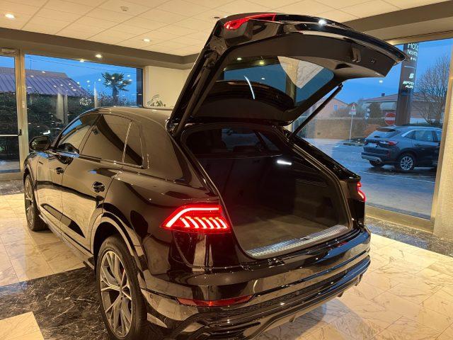 AUDI Q8 50 TDI 286CV QUATTRO TIPTRONIC S-LINE BLACK