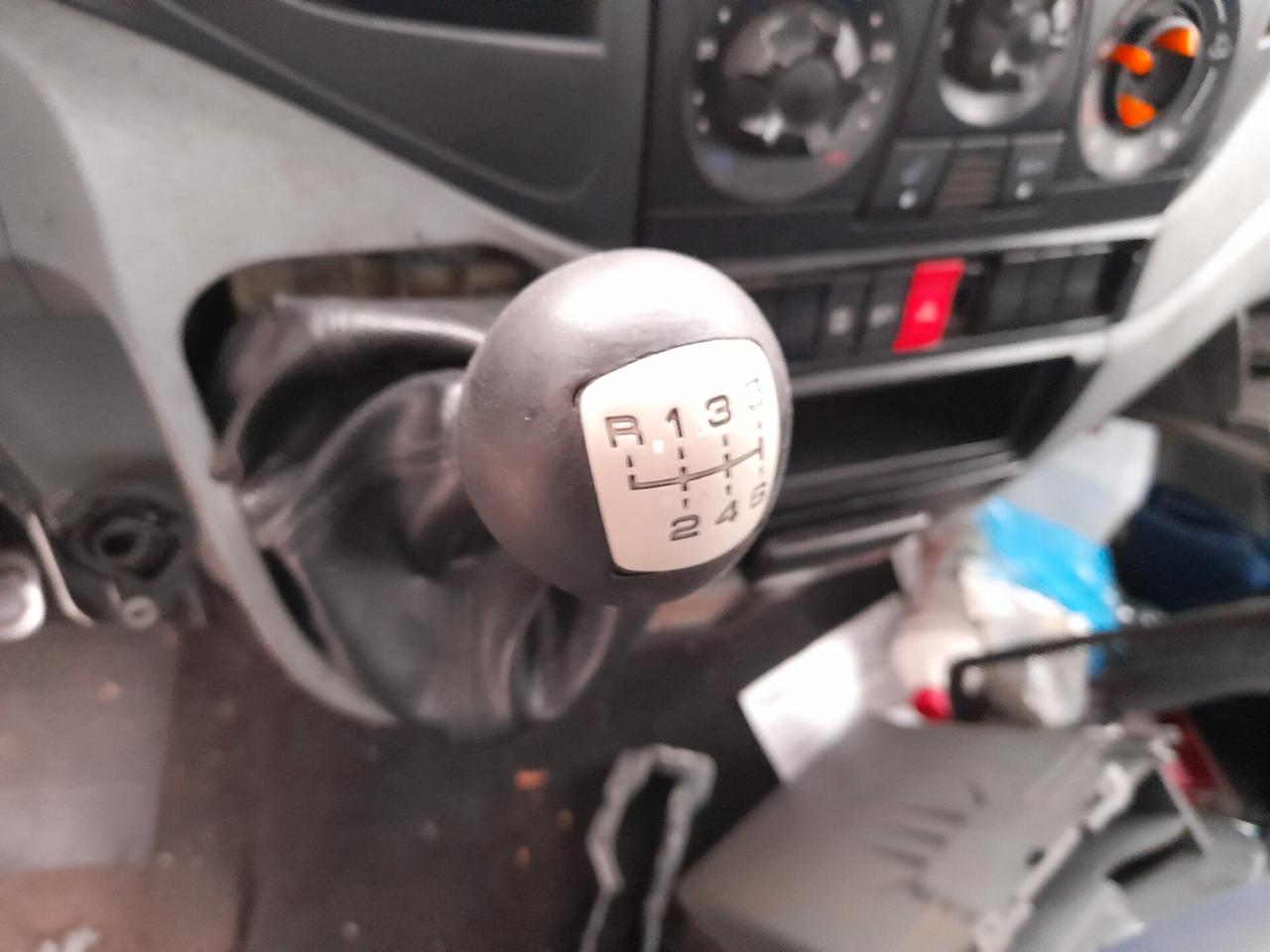 Iveco Daily 35C15/BarTor 3.0Hpi PM-RG Cabinato