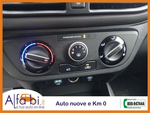 HYUNDAI i10 1.0 AT 63CV Connectline