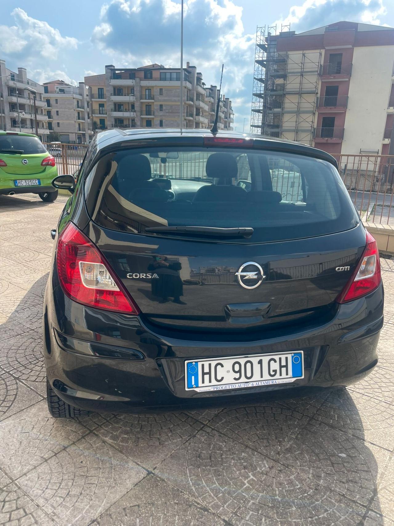 OPEL CORSA 1.3 CDTI 75CV F.AP. 5 PORTE AUTO PER NEO PATENTATI