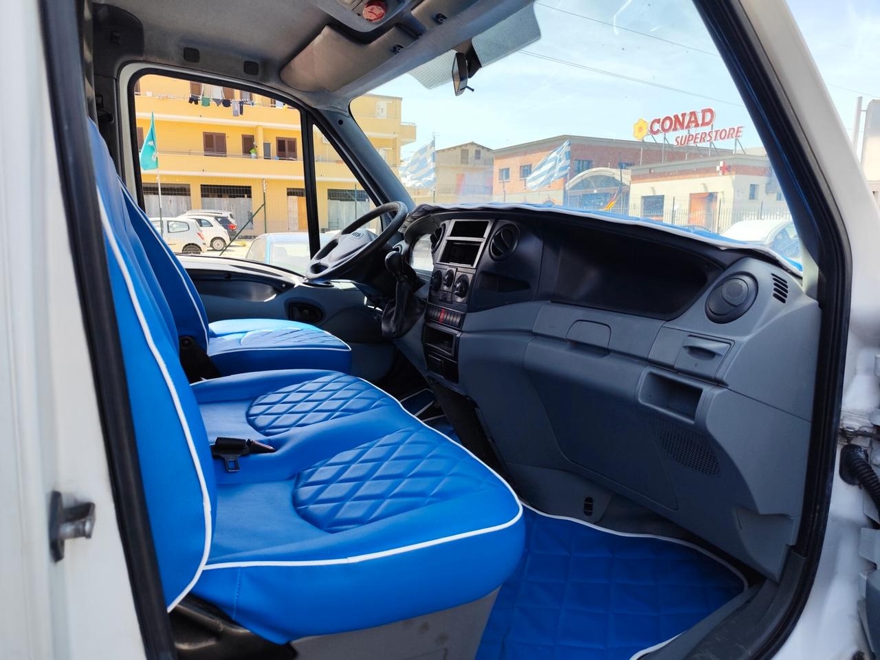 Iveco Trasporto cavalli 35c14