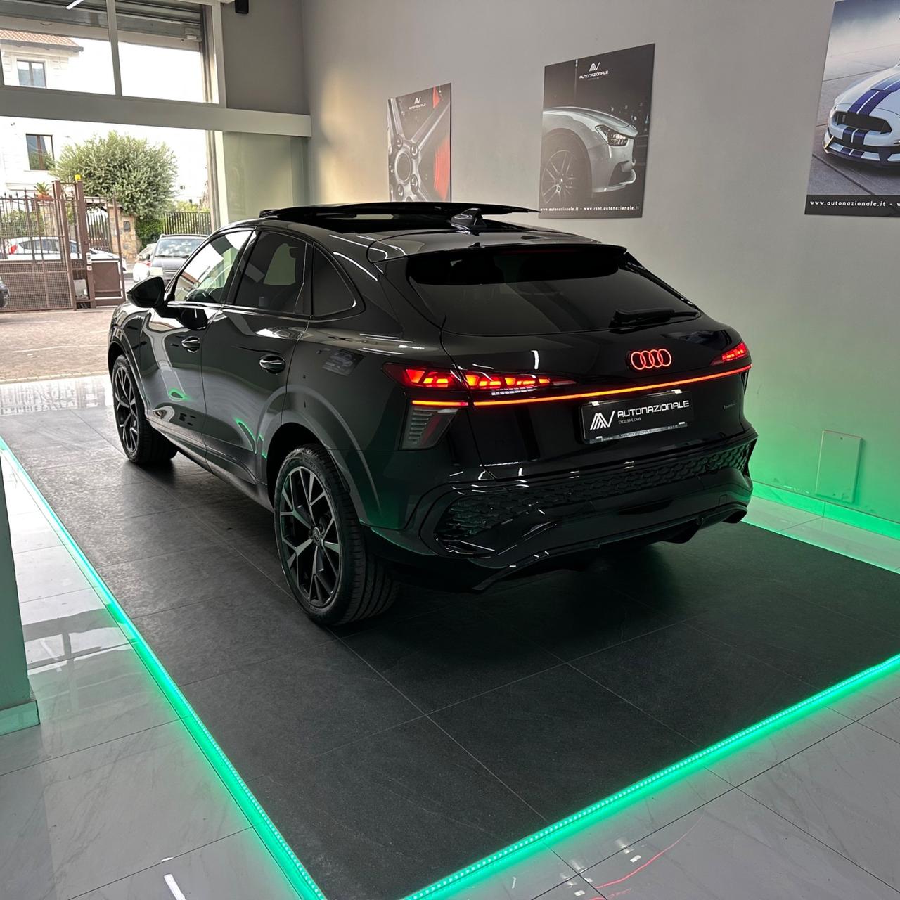 Audi Q3 Sportback 40 TDI S Line Edition Identity Black Full Optional