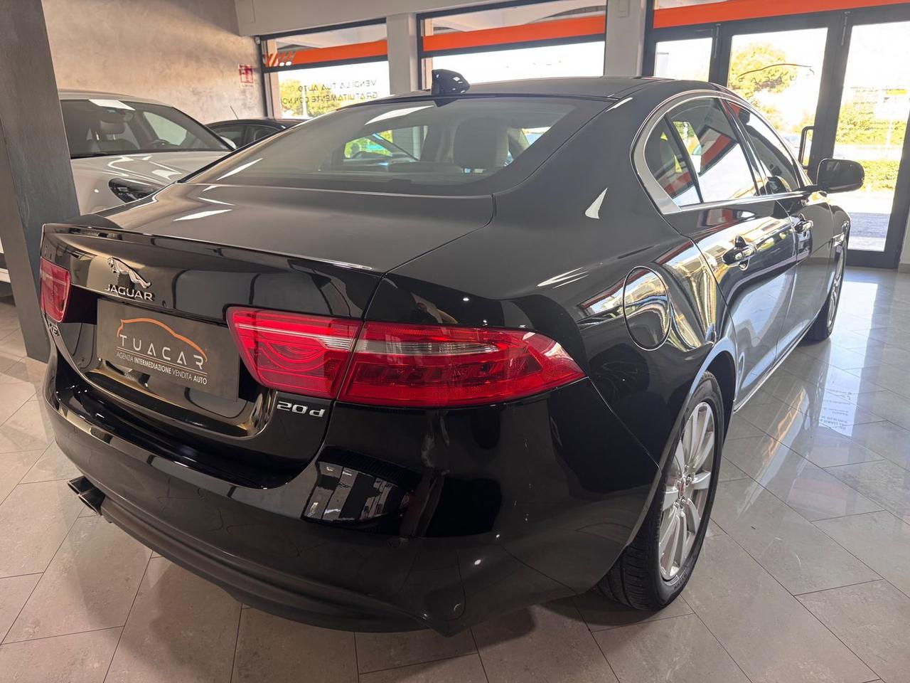 Jaguar XE Prestige Business Edition 2.0 20d #6791