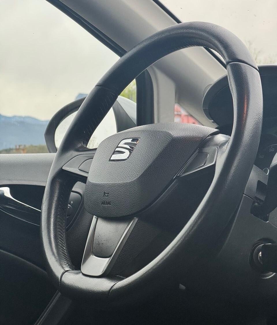 Seat Ibiza ST Business High iTech Neopatent. 2015